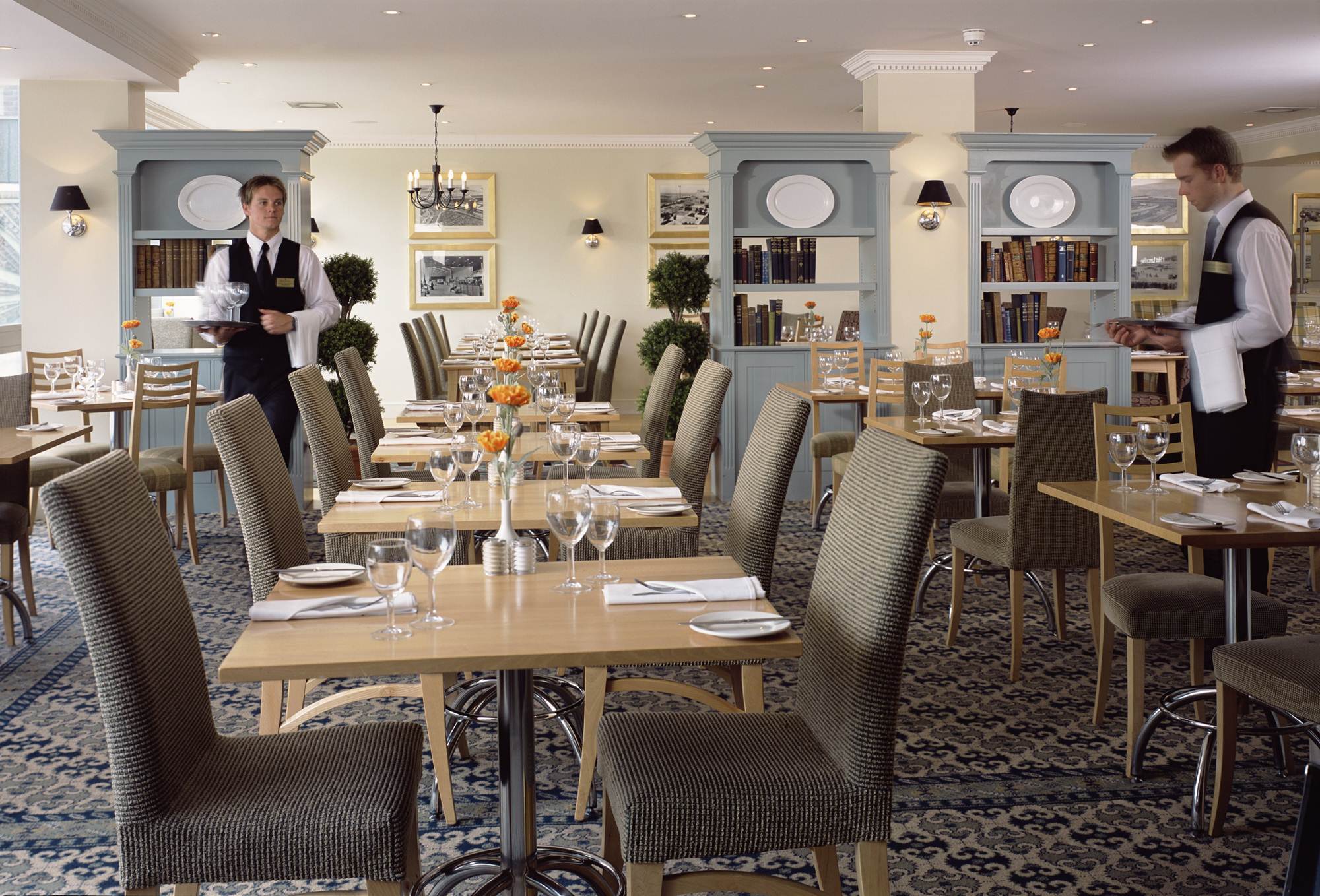 Thistle London Heathrow Terminal 5 Hillingdon Restaurant photo